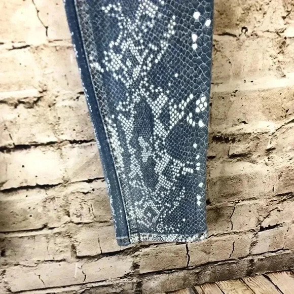 🔥HP🔥 Hudson Women’s Mid Rise Nico Super Skinny Snake Jeans Size 24 - Picture 6 of 12